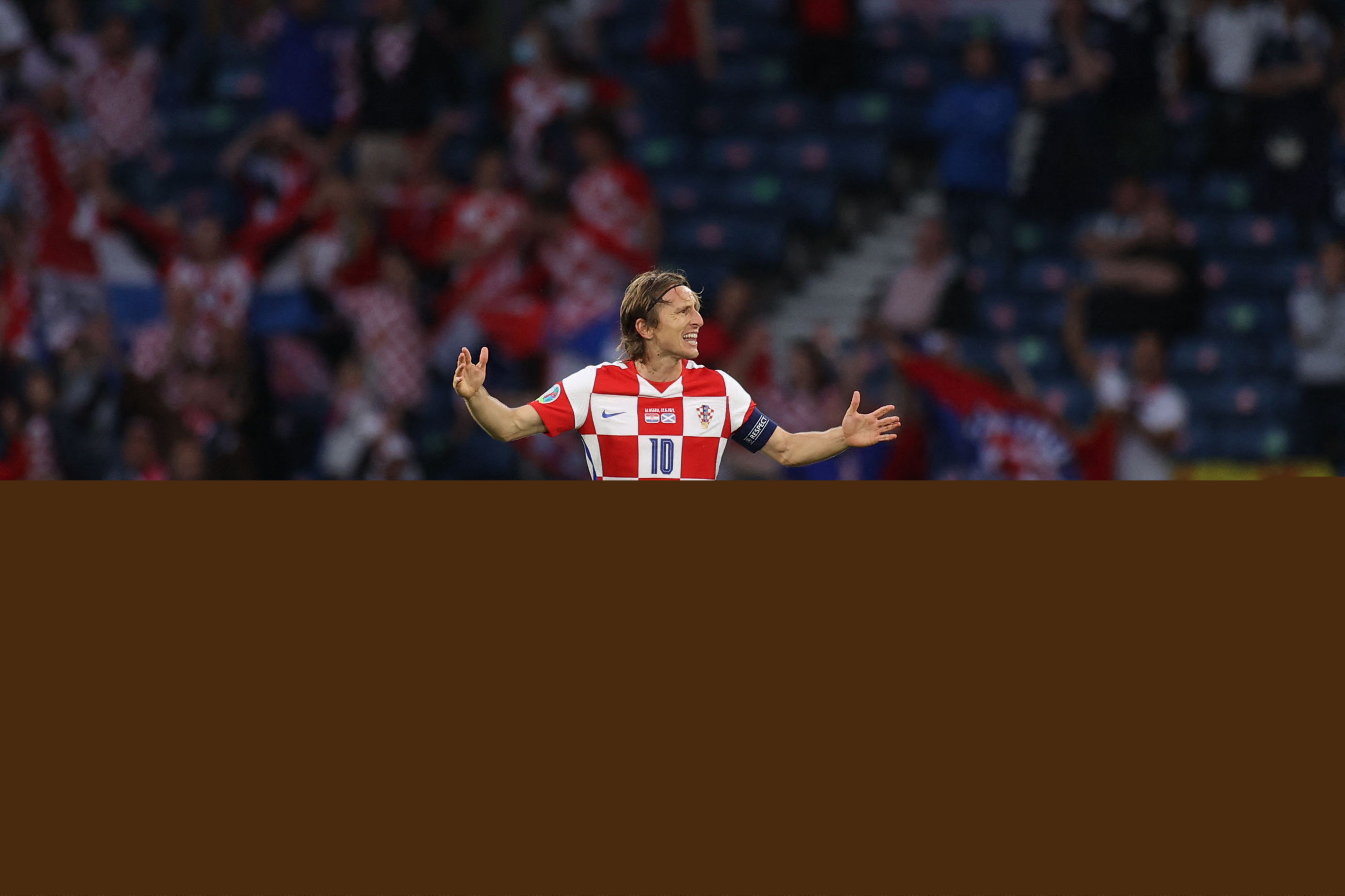 NBA球员数据统计：得分、篮板、助攻排行,