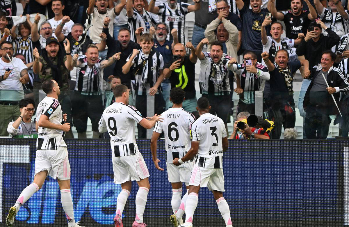 莫雷托：药厂不愿把格里马尔多卖给拜仁，球员也倾向回西班牙