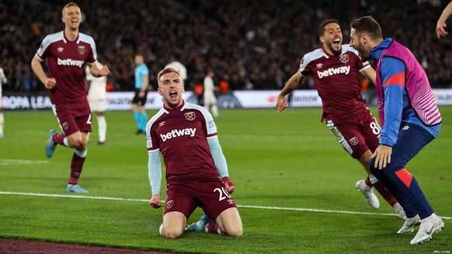 U22国足集训名单：蒯纪闻领衔，王钰栋在列，汪士钦落选