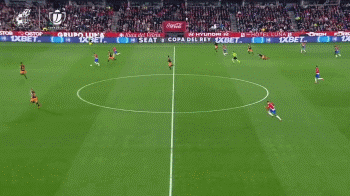 NBA焦点战：湖人客场逆转掘金,