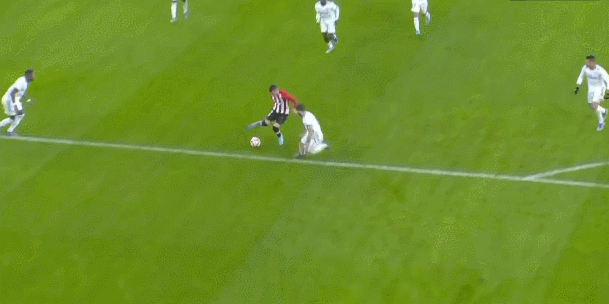 38岁梅西创造历史！50岁贝克汉姆赢麻了：0元签下球王，3年夺3冠